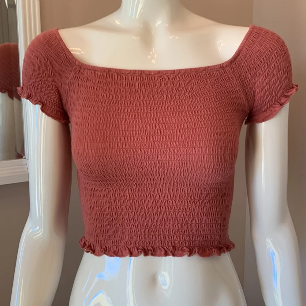 Essentials by Full Tilt Off the Shoulder Crop Top • Size XS
